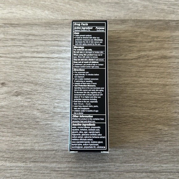 NEW bareMinerals COMPLEXION RESCUE Tinted Moisturizer - Picture 3 of 9